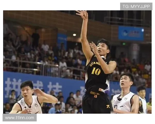 广东本土球员表现堪忧仅徐崔可期